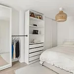 Moderne Scandinavian Appart Close To Tour Eiffel