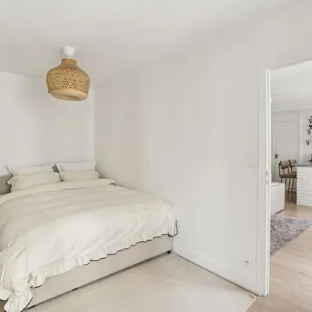 Appartamento Moderne Scandinavian Close To Tour Eiffel Parigi